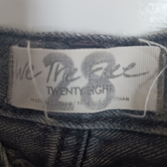 We the Free Black Denim Shorts Size 28 - Picture 7 of 8